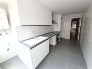 Foto de LOAN Inmobiliaria vende piso totalmente reformado, en Valencia, en calle Escultor Sal